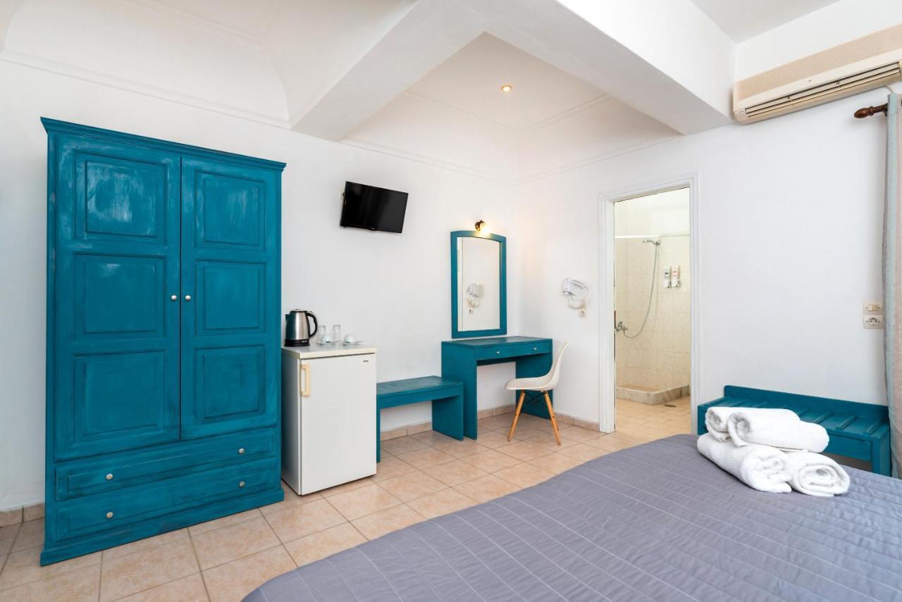 Maistros Village Hotel Karterados (Santorini)